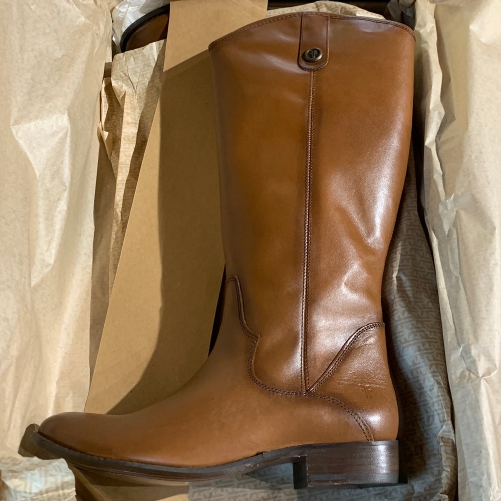 FRYE Boots NIB